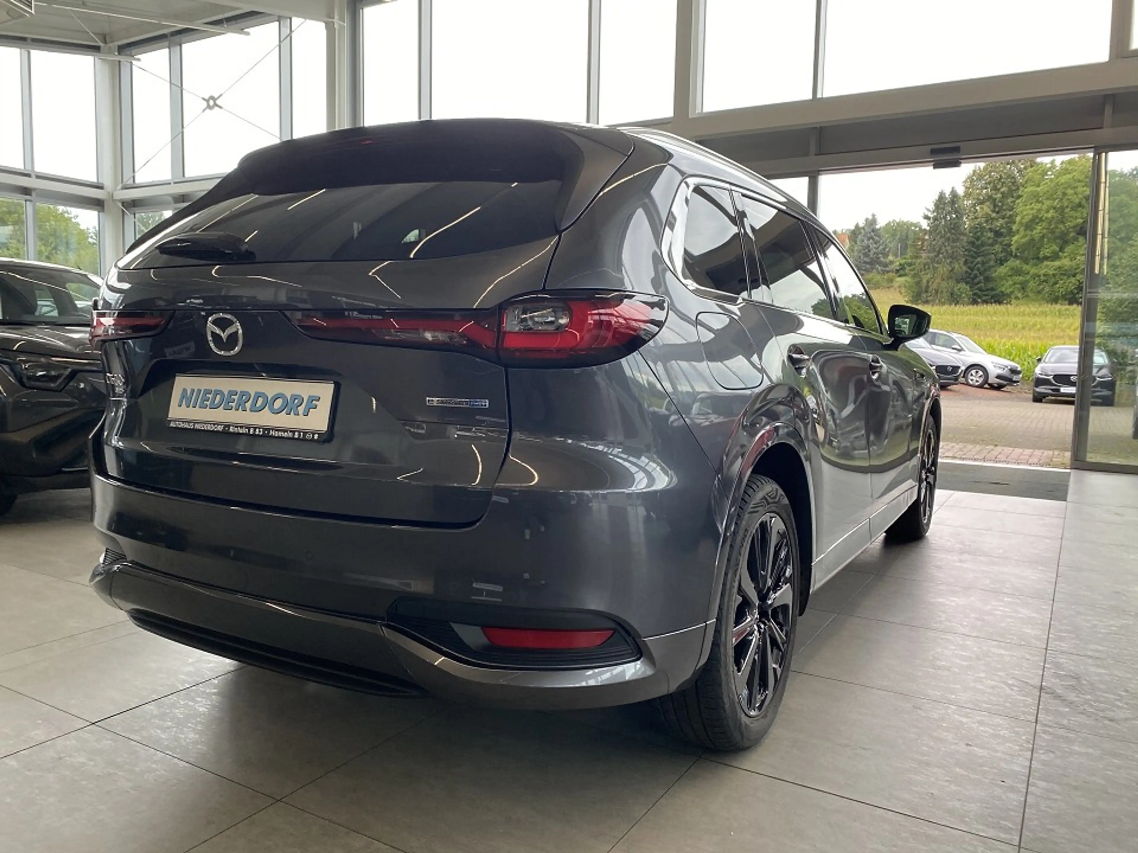 Mazda CX-80 2.5 Homura Plus Garantie 01.2031 Pano, 360°, Matri — photo 2