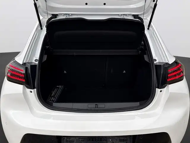 Peugeot 208 view 9