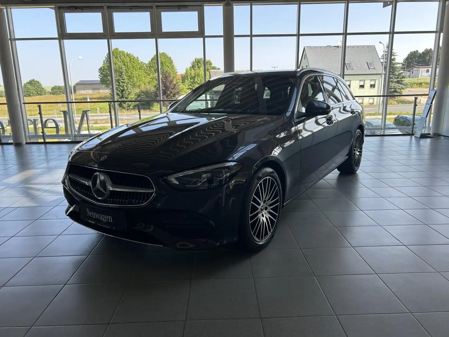 Mercedes-Benz C 200 dT-Modell+AHK+Soundsystem+Winter-Paket+CarPlay+Tot Grau - 2