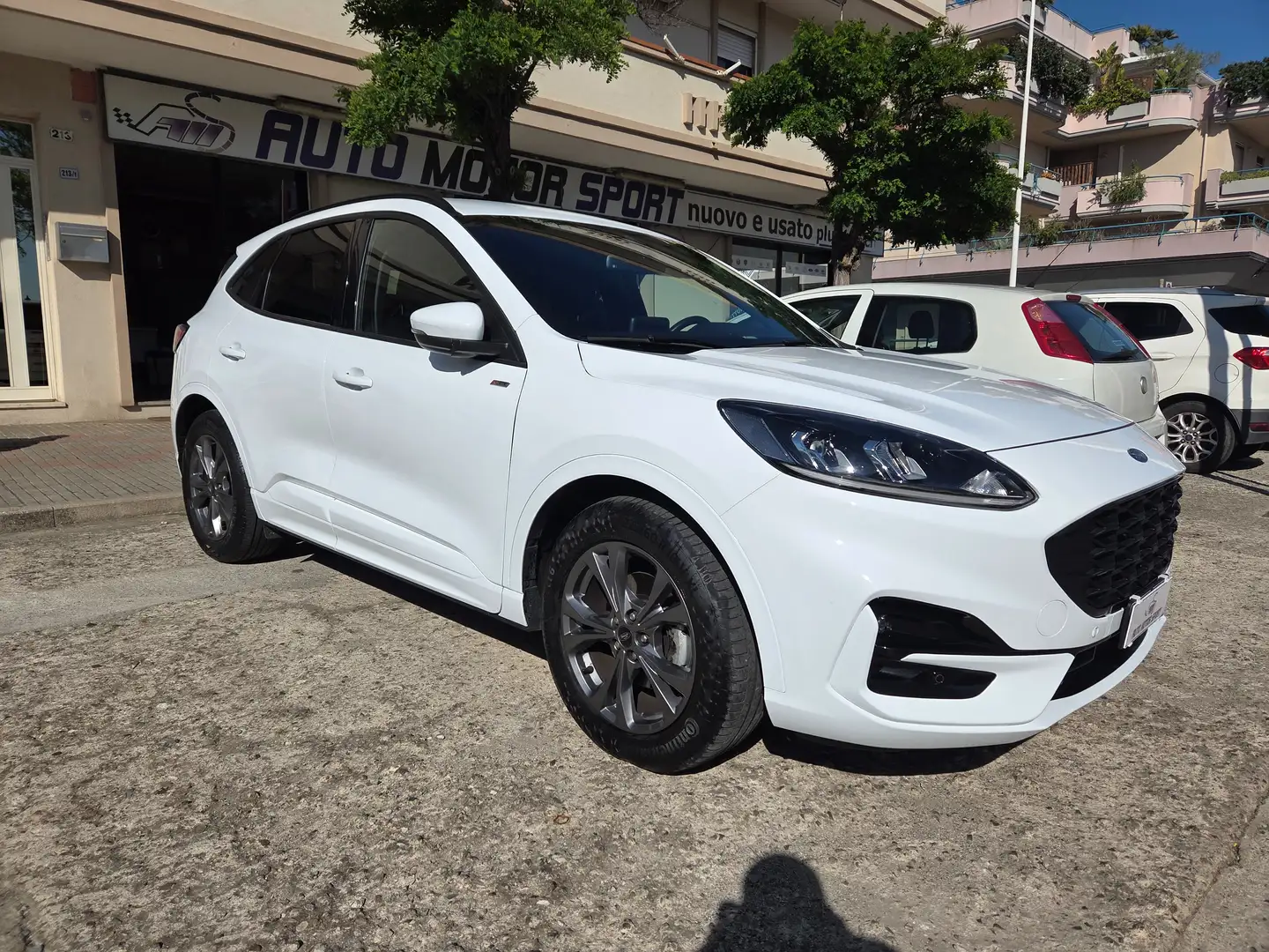 Ford Kuga Kuga III 2020 2.5 full hybrid ST-Line 2wd 190 cv Bianco - 2
