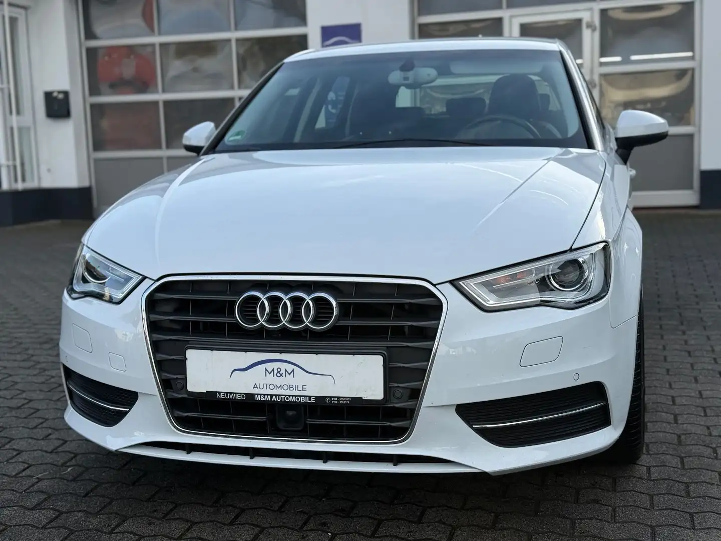 Audi A3 Sportback ambiente | Automatik | Navi | TOP ! Wit - 2