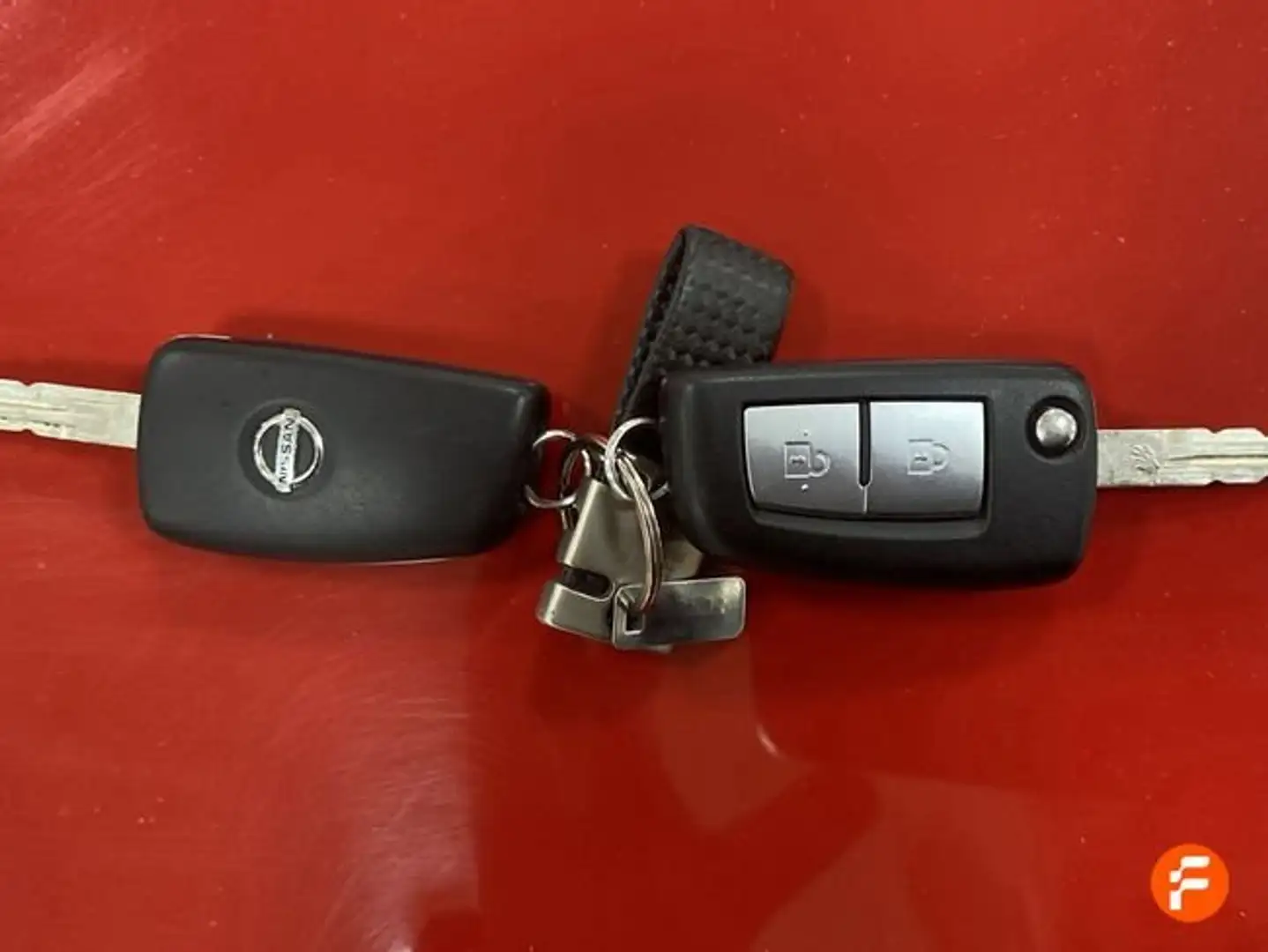Nissan Juke G+EU6+69+kW+%2894+CV%29+5M%2FT+VISIA Rojo - 2