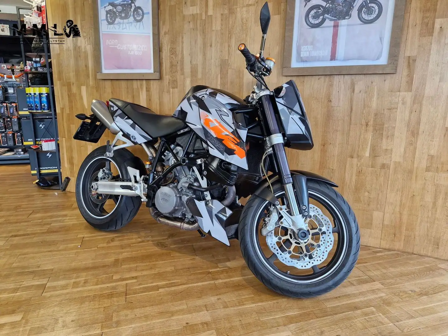 KTM 990 Super Duke Grijs - 2