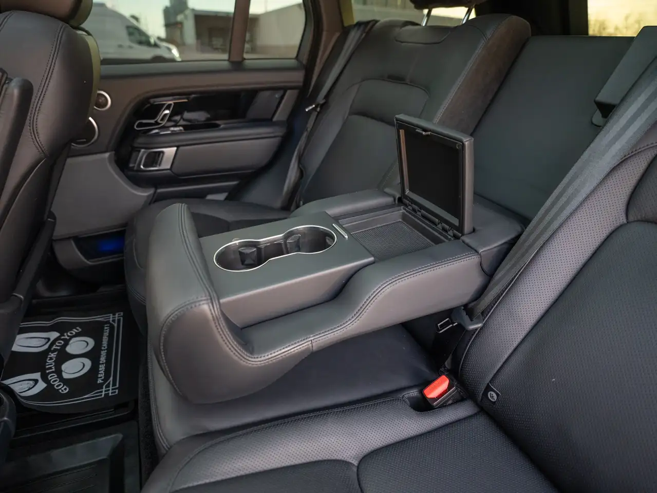 Land Rover Range Rover снимка Land Rover Range Rover