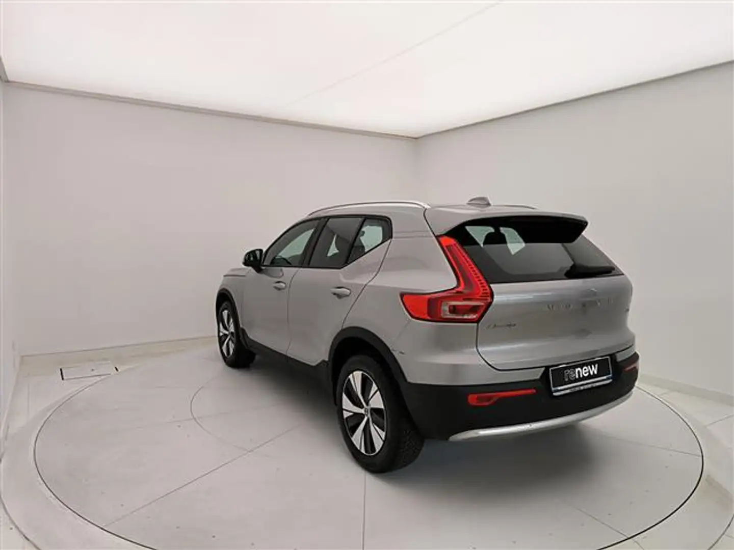 Volvo XC40 2.0 B3 Core automatico Grigio - 2