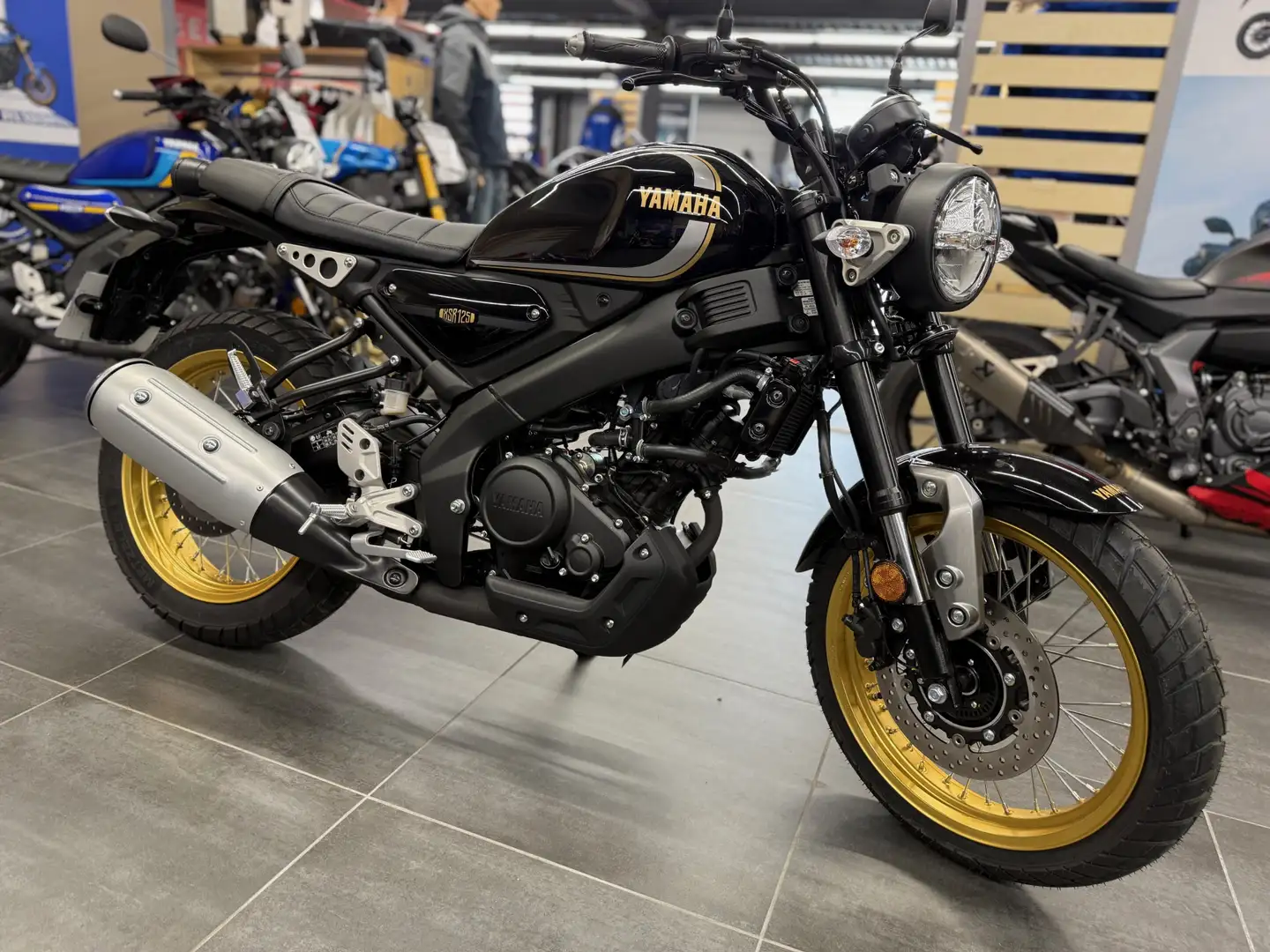 Yamaha XSR 125 Noir - 2