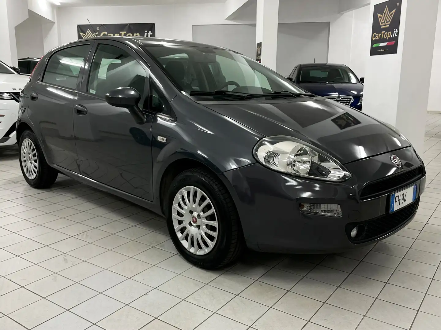 Fiat Punto 1.2 69 CV STREET 5 PORTE GOMME NUOVE TAGLIANDATA Gris - 2