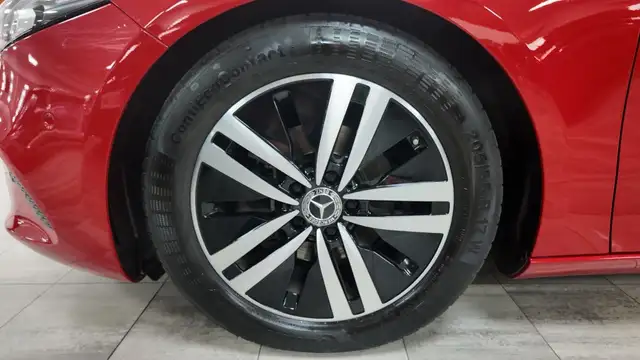 Mercedes-Benz A-Class view 14