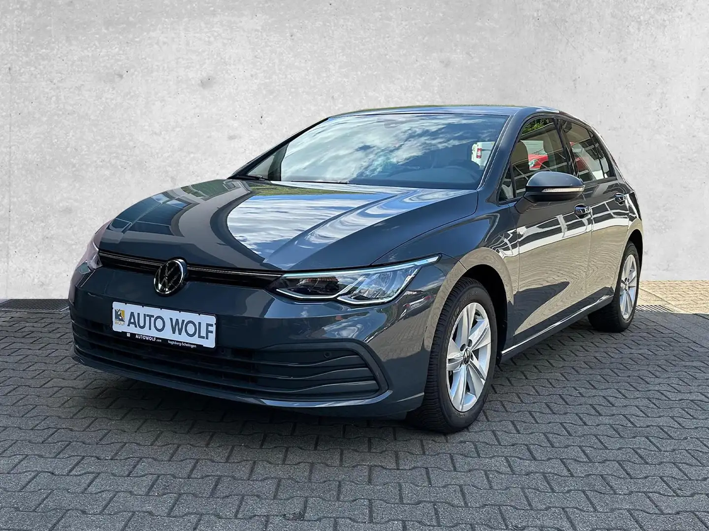 Volkswagen Golf 1.5 TSI Life *Navi*PDC*SHZ* Gris - 2