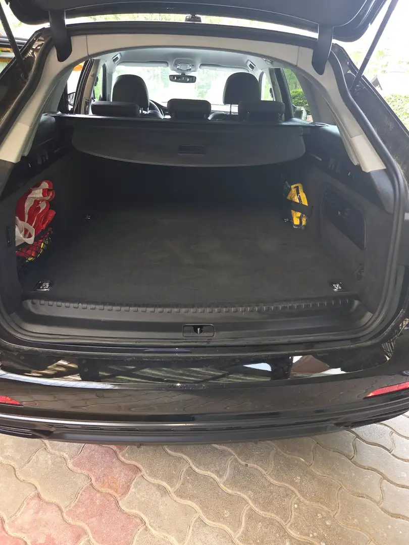 Audi A6 A6 Avant 55 TFSI e PHEV quattro sport S-tronic sport Schwarz - 1