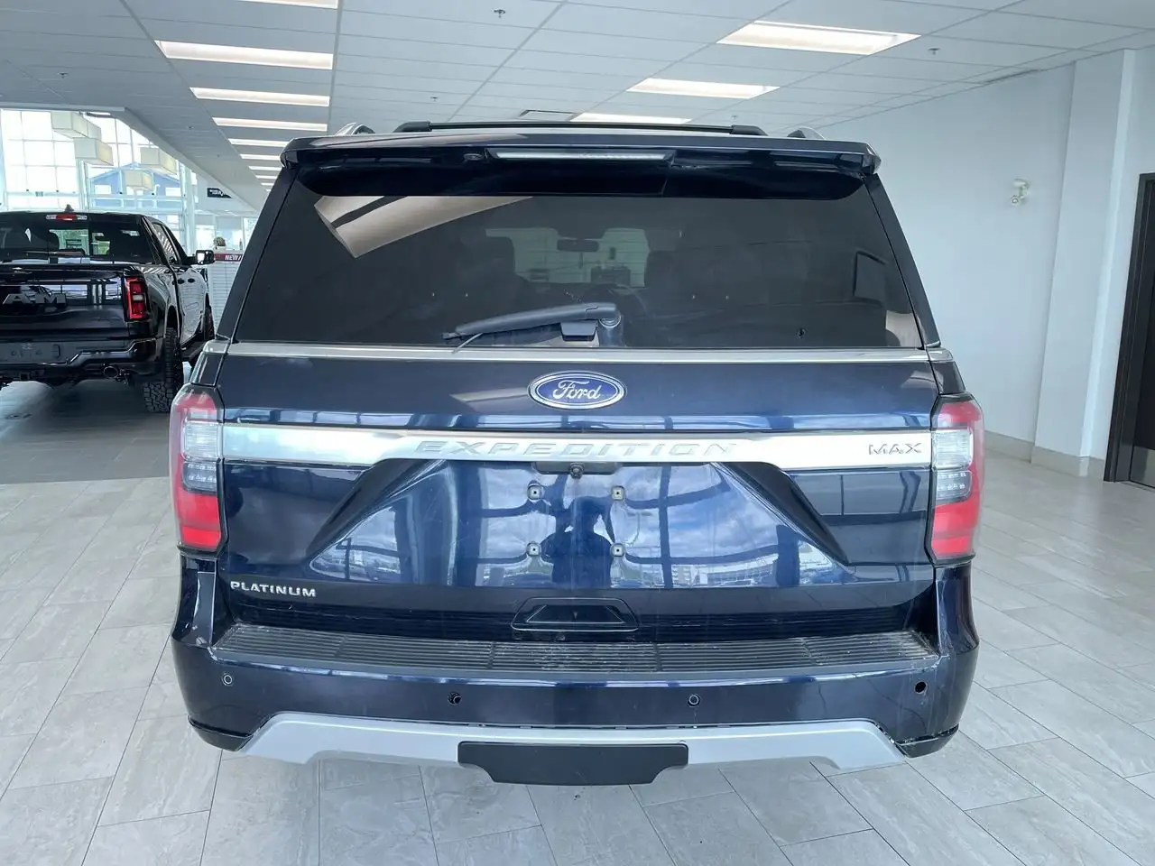 Ford Expedition снимка Ford Expedition