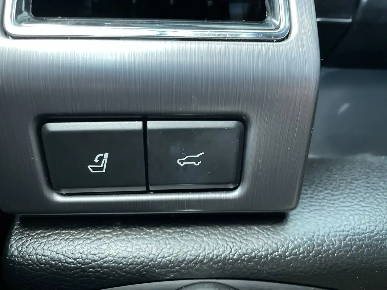 Ford Expedition снимка Ford Expedition