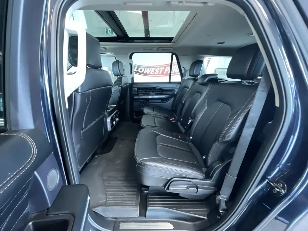 Ford Expedition снимка Ford Expedition