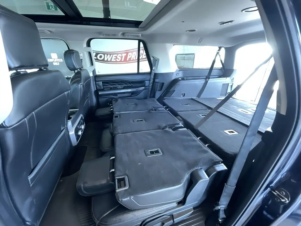 Ford Expedition снимка Ford Expedition