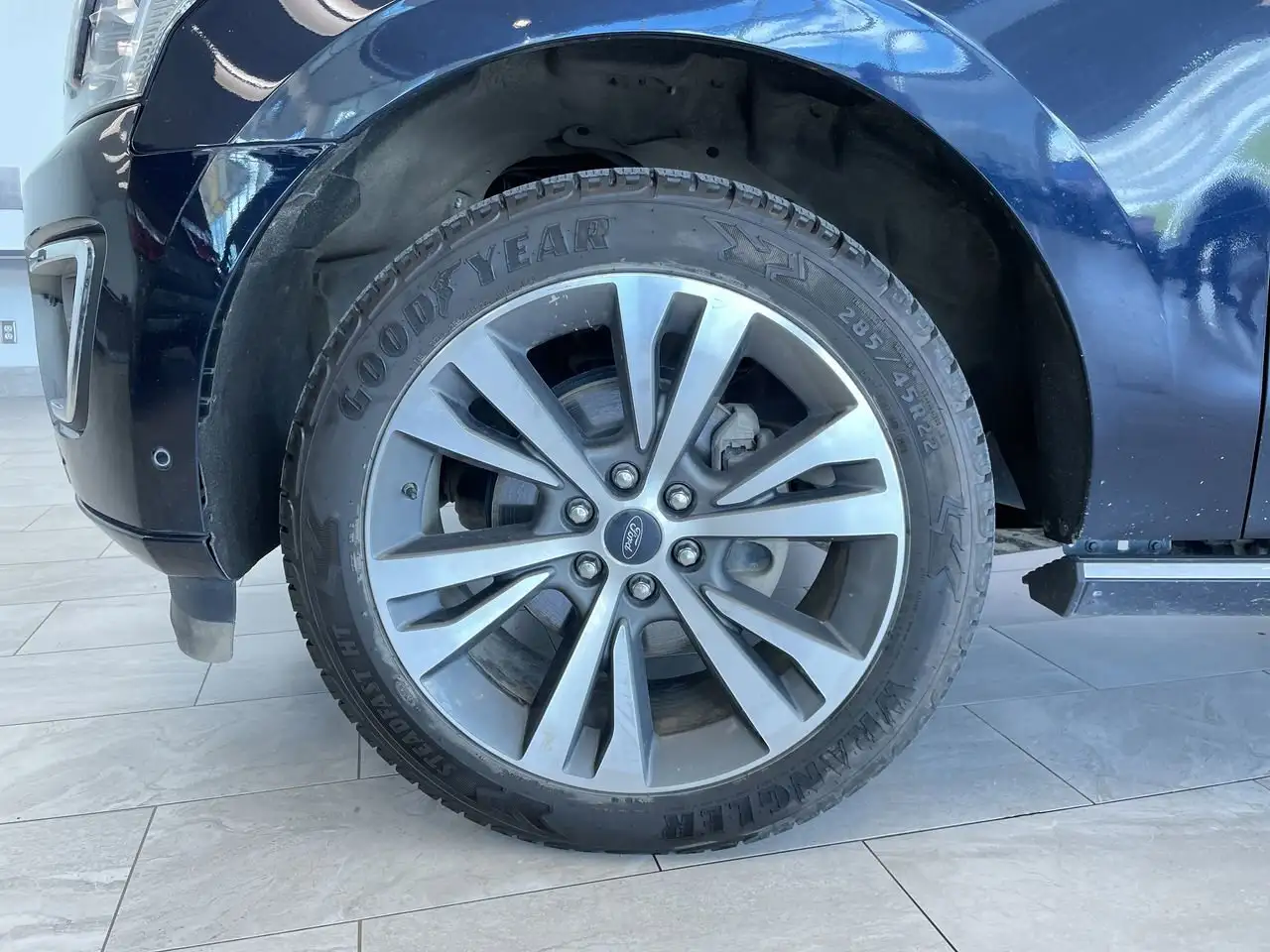 Ford Expedition снимка Ford Expedition