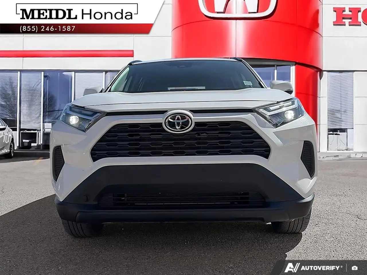 Toyota RAV 4 снимка Toyota RAV 4