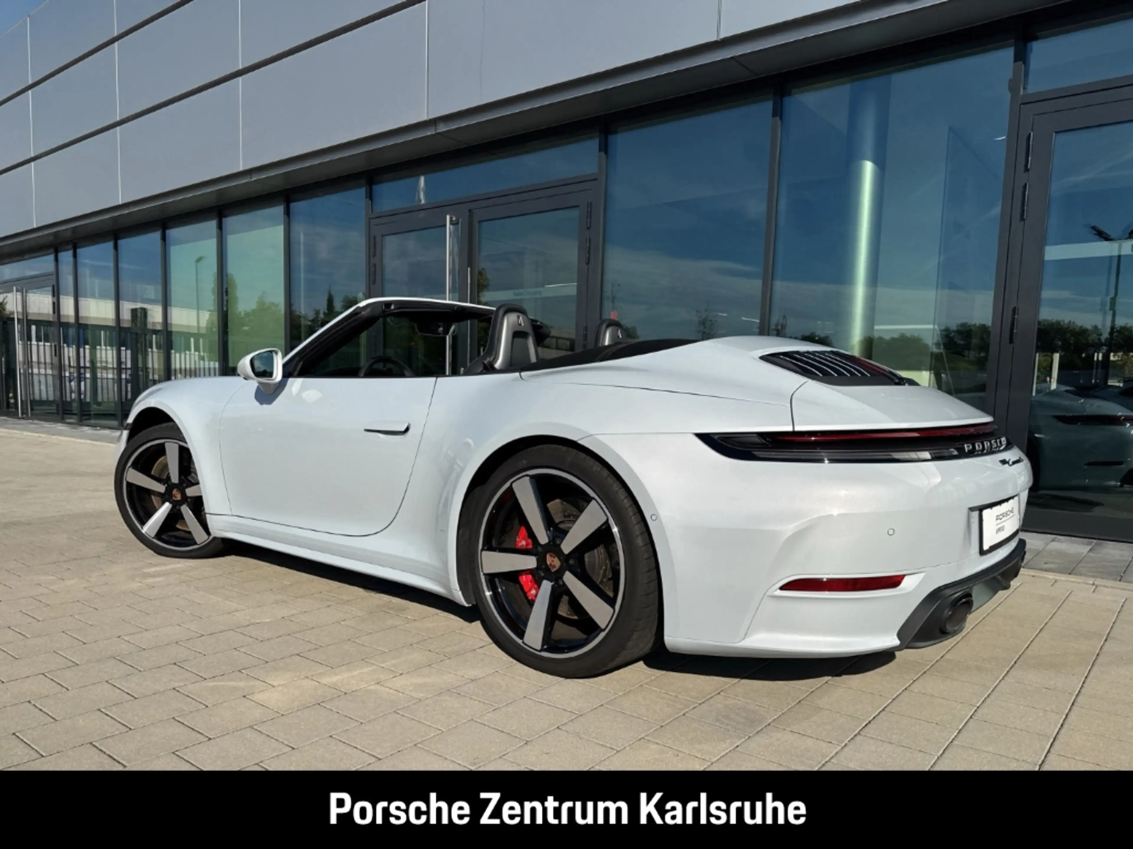Porsche 992 911 Carrera S Cabriolet Burmester Nachtsicht — photo 3