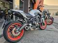 Yamaha MT-09 Gris - thumbnail 3