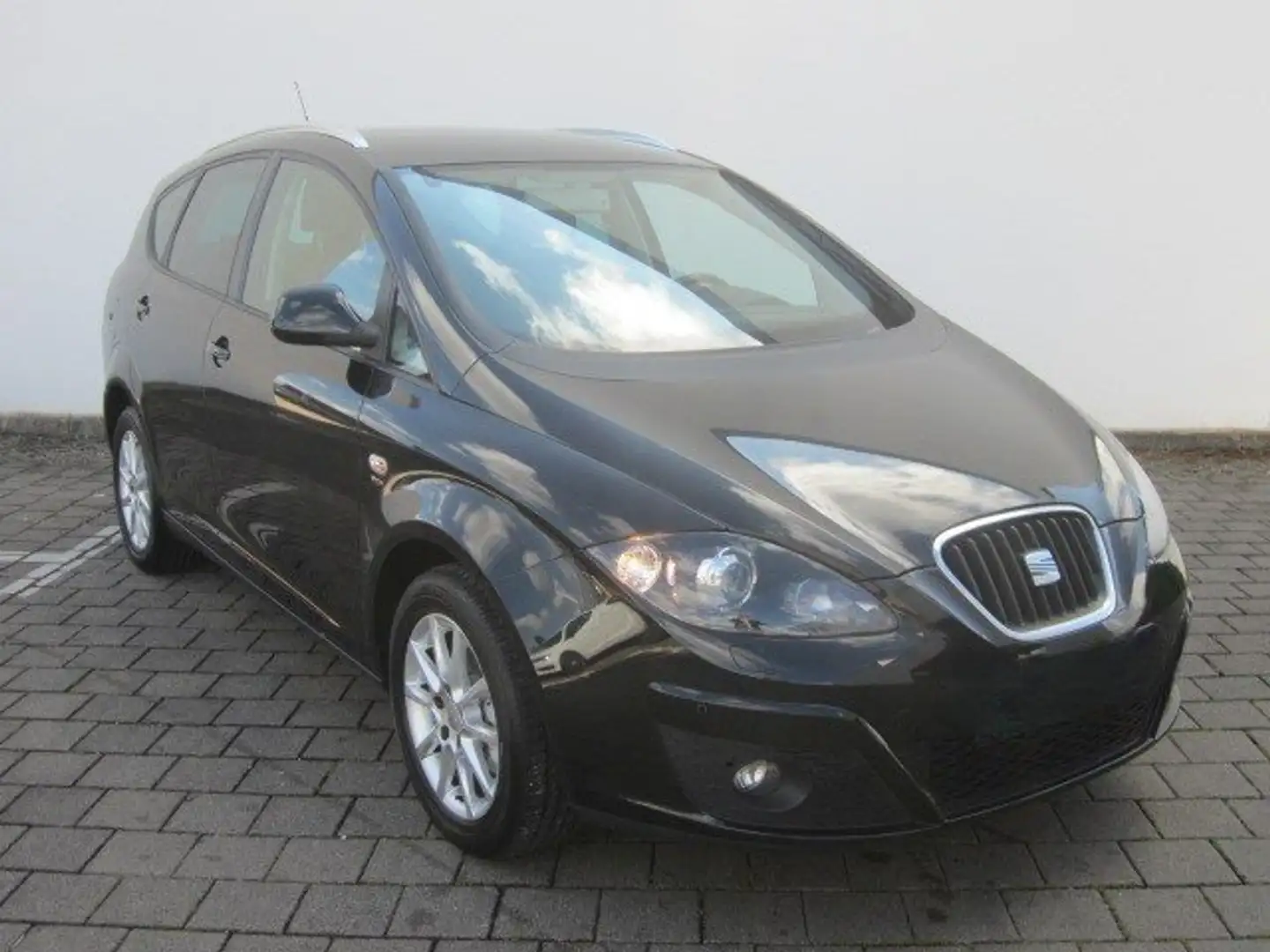 SEAT Altea Stylance / Style Navi Bi-Xenon SHZ DSG PDC Schwarz - 1