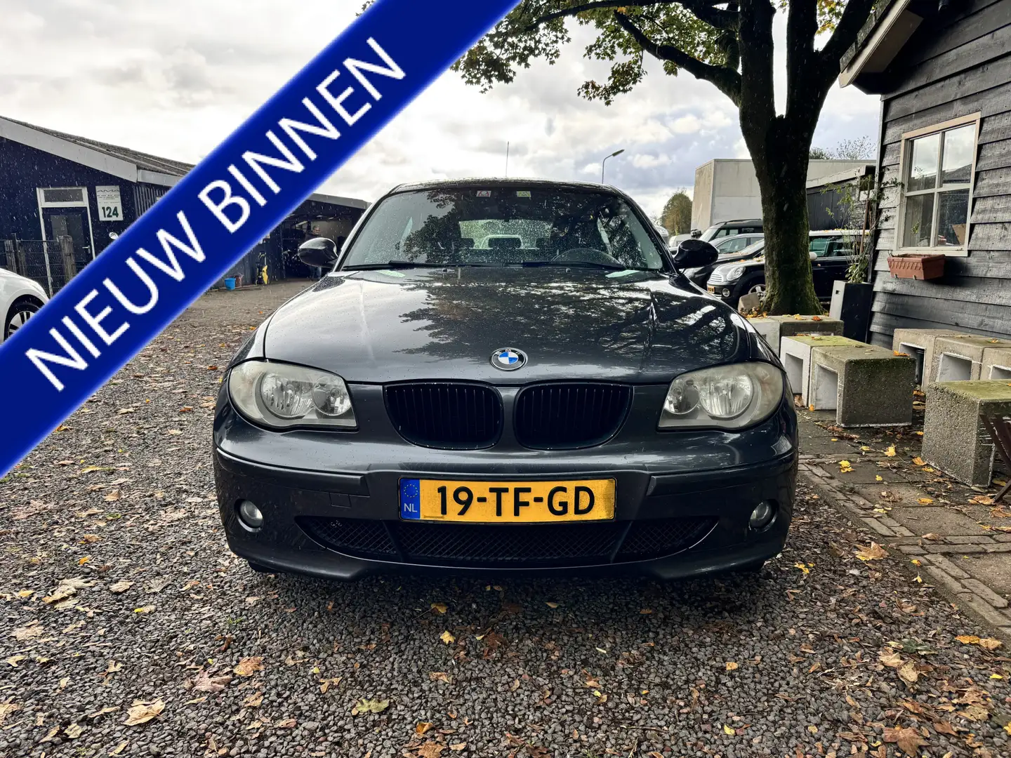 BMW 118 1-serie 118i High Executive Gris - 2