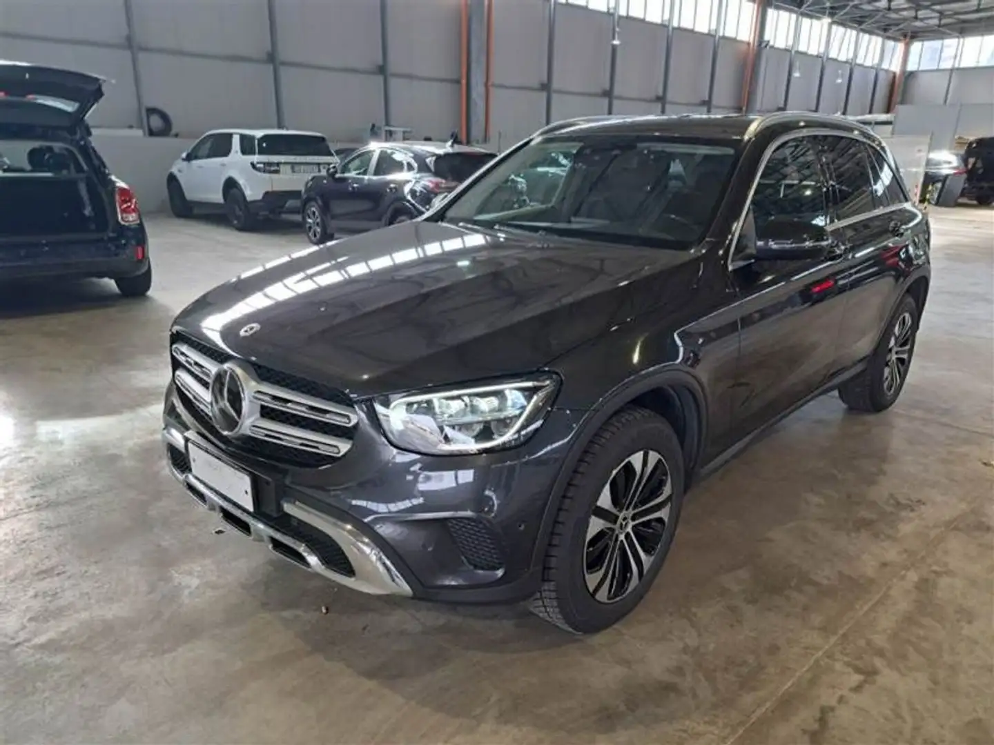 Mercedes-Benz GLC 300 4MATIC Verde - 2