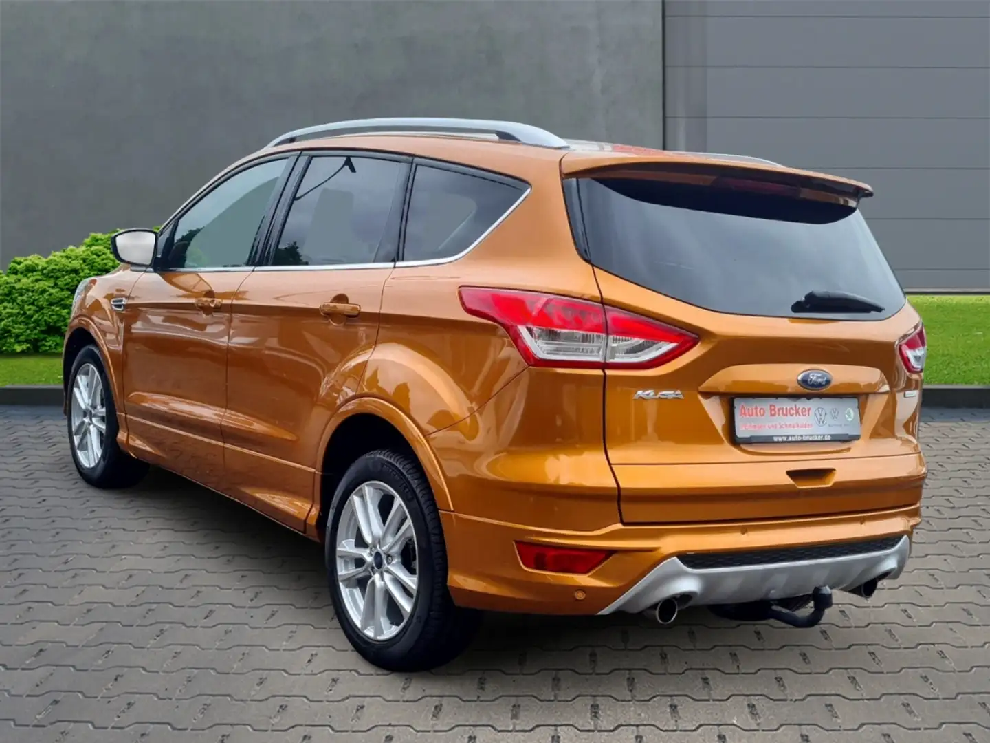 Ford Kuga Individual 1.5 EcoBoost+Elektr. Heckklappe+Keyless Pomarańczowy - 2