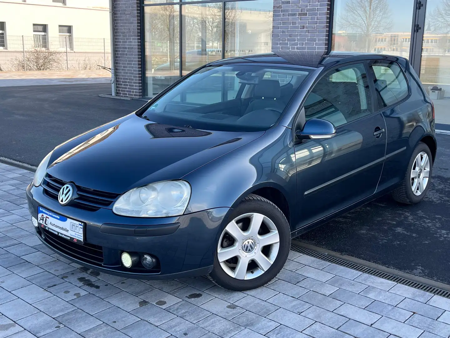 Volkswagen Golf Comfortline Blau - 1