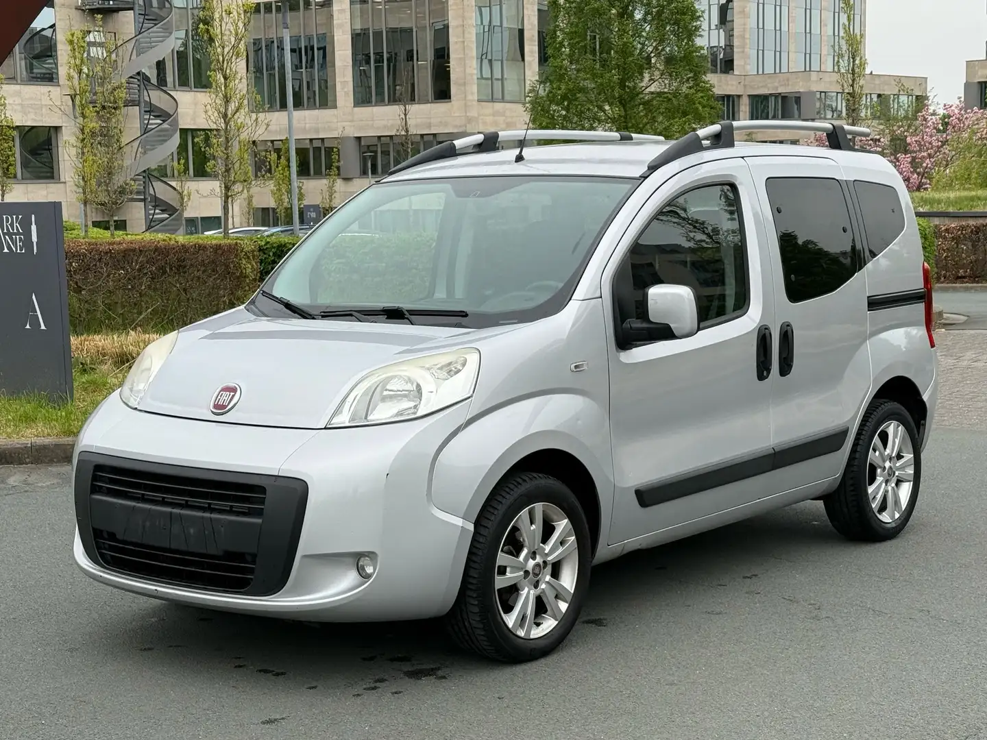 Fiat Qubo 1.4i Pop - 1