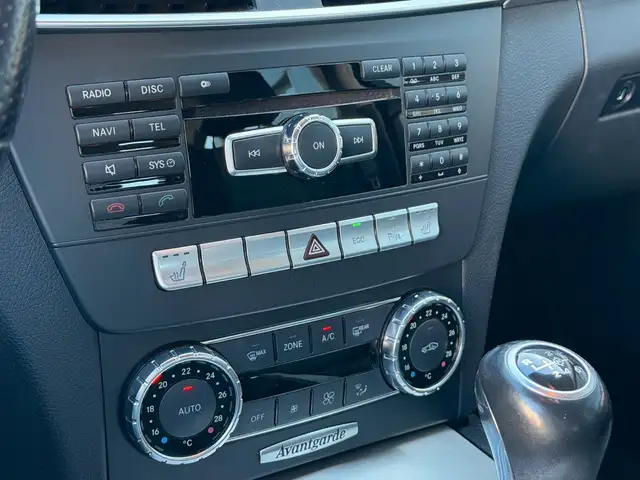 Mercedes-Benz C view 15