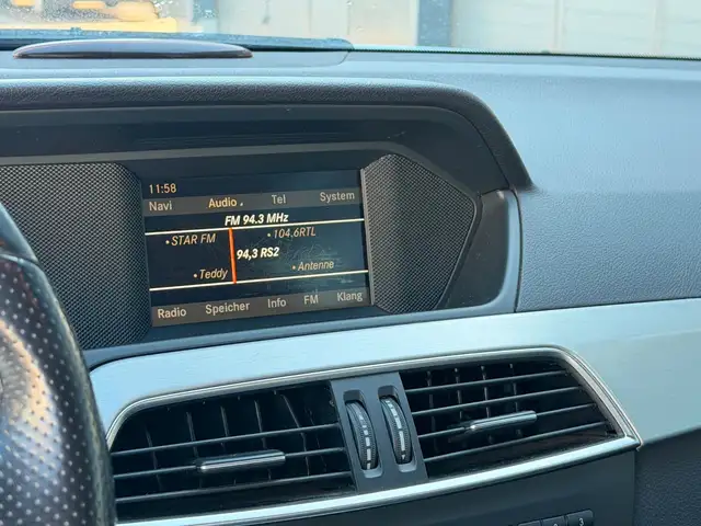 Mercedes-Benz C view 14