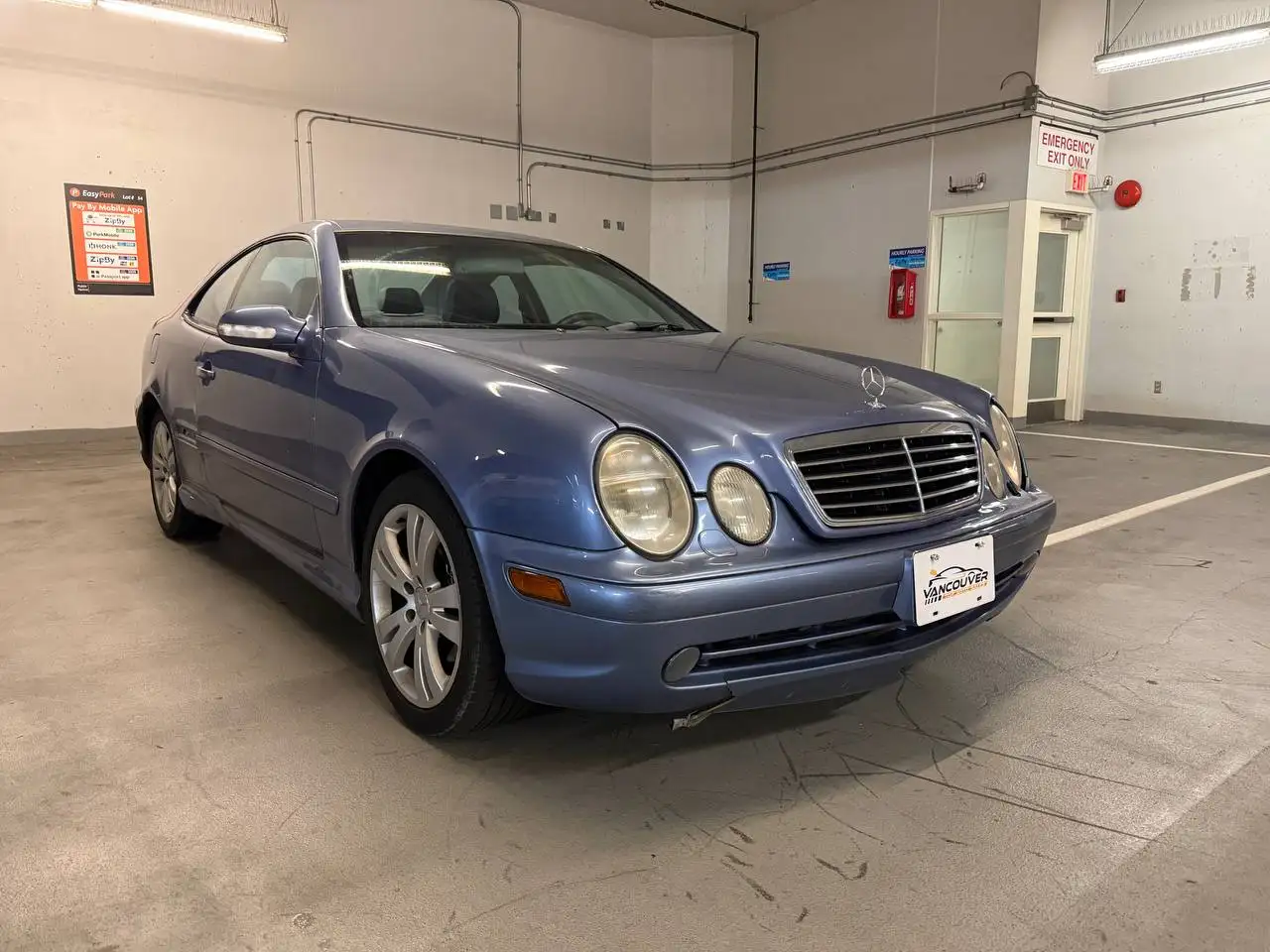 Mercedes-Benz CLK снимка Mercedes-Benz CLK