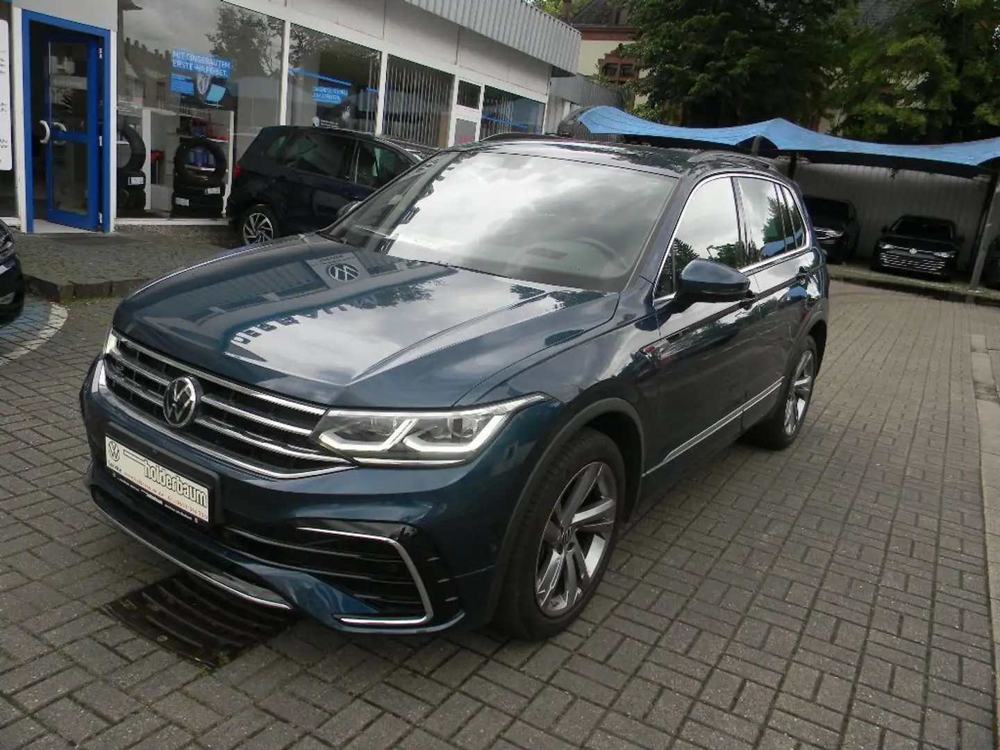 Volkswagen Tiguan R-Line 4Motion 2,0 TSI 7 Gang DSG AHK,IQ Blau - 2