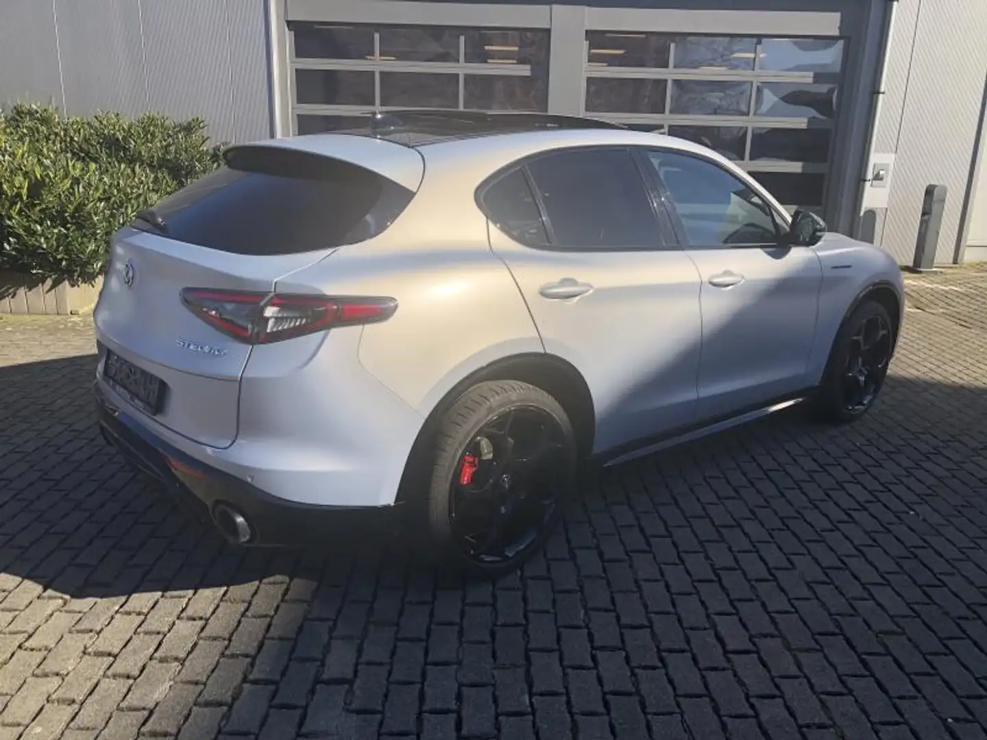 Alfa Romeo Stelvio Competizione mat grijs Šedá - 2
