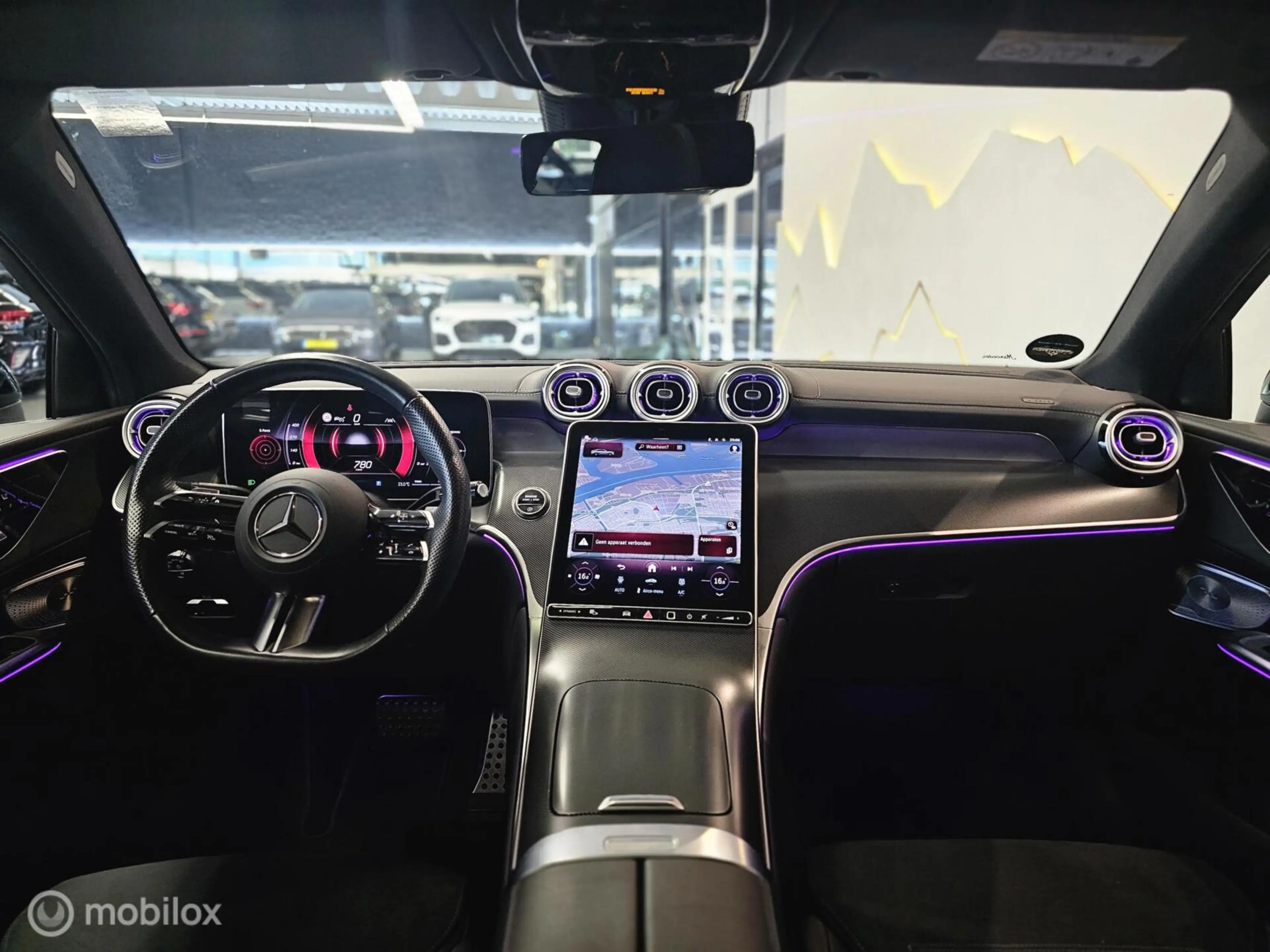 Mercedes-Benz GLC 300 Coupé 4MATIC AMG Line Panorama/Burmester/Memory — photo 24