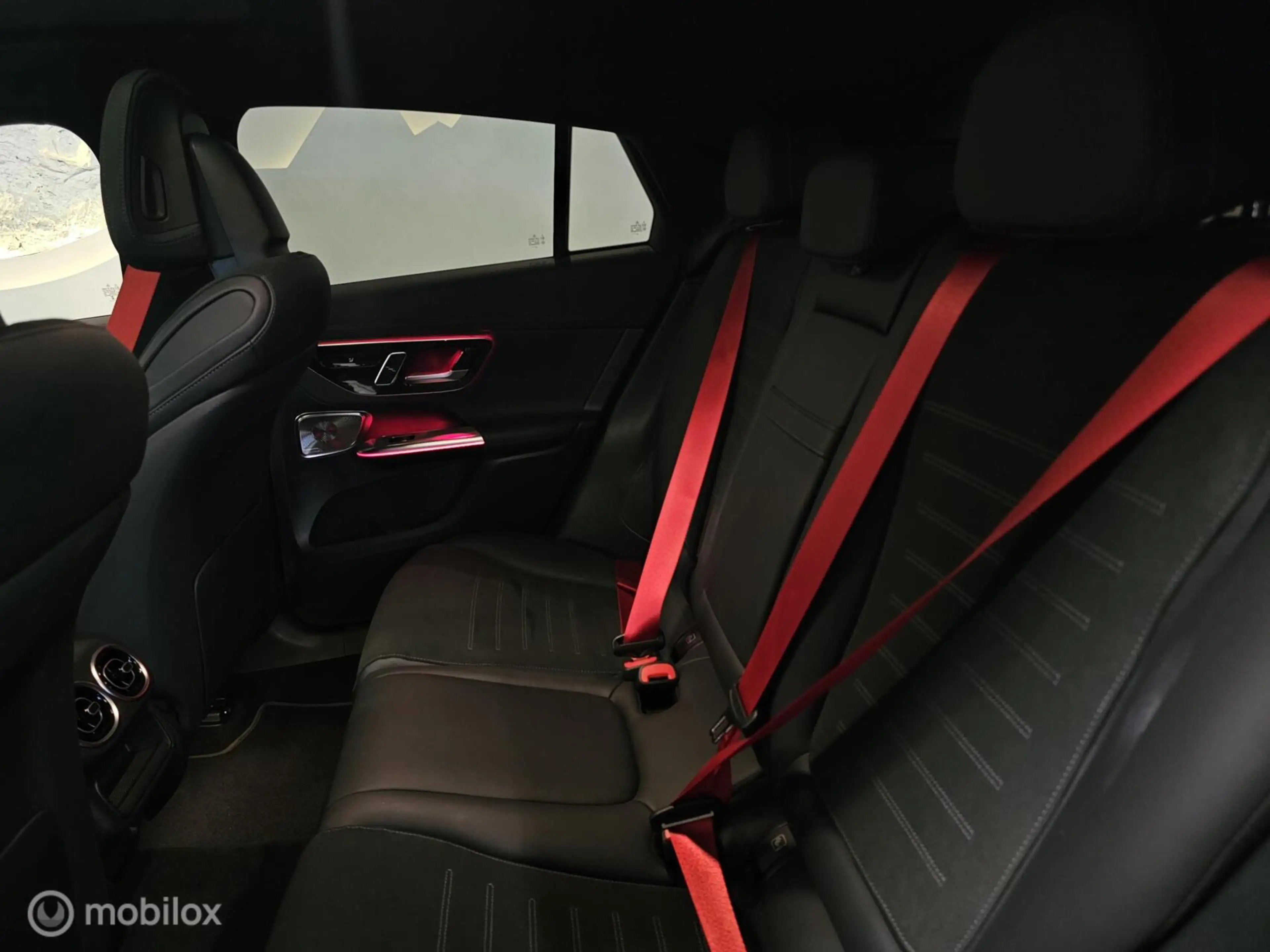 Mercedes-Benz GLC 300 Coupé 4MATIC AMG Line Panorama/Burmester/Memory — photo 4