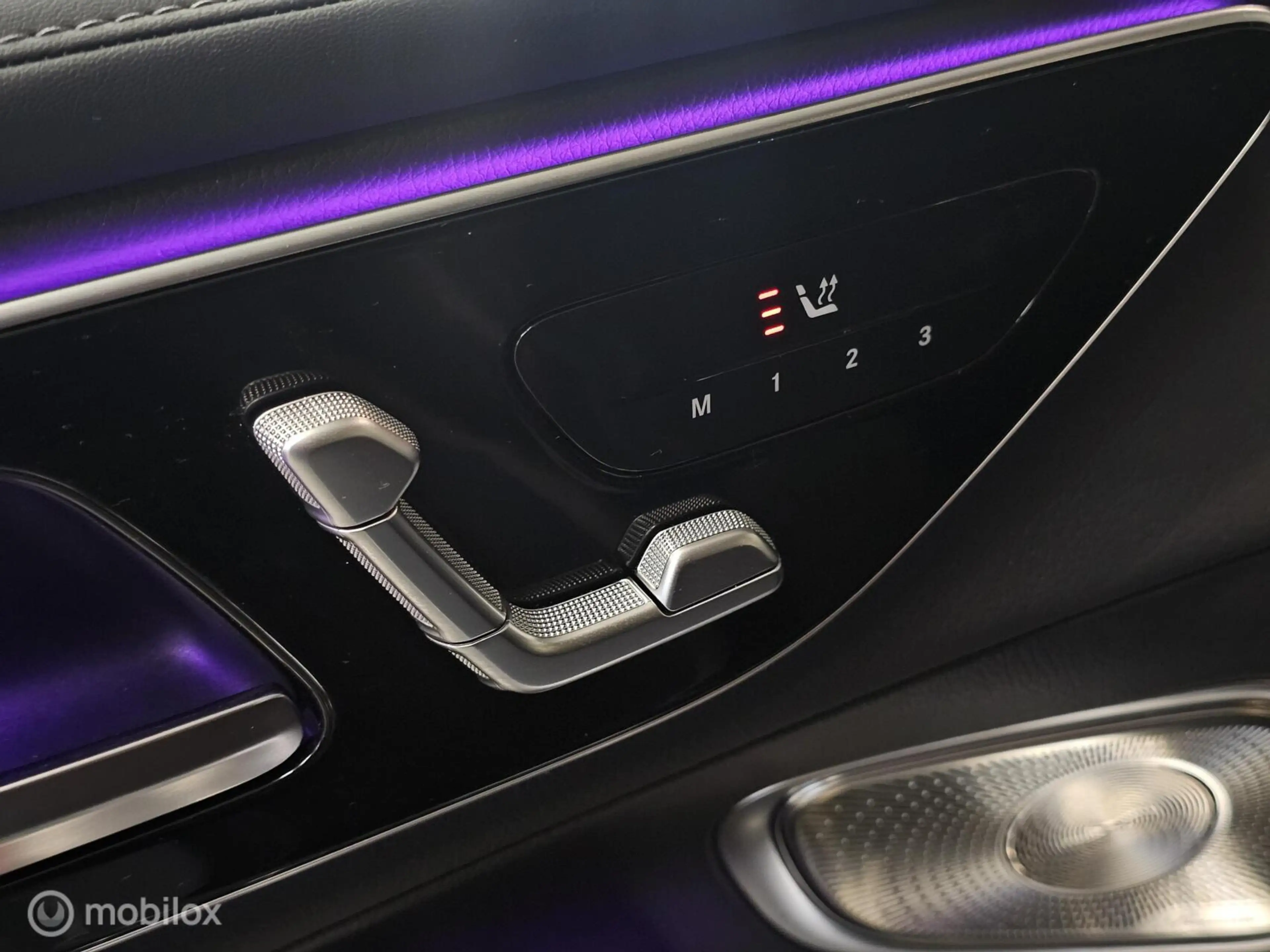 Mercedes-Benz GLC 300 Coupé 4MATIC AMG Line Panorama/Burmester/Memory — photo 29