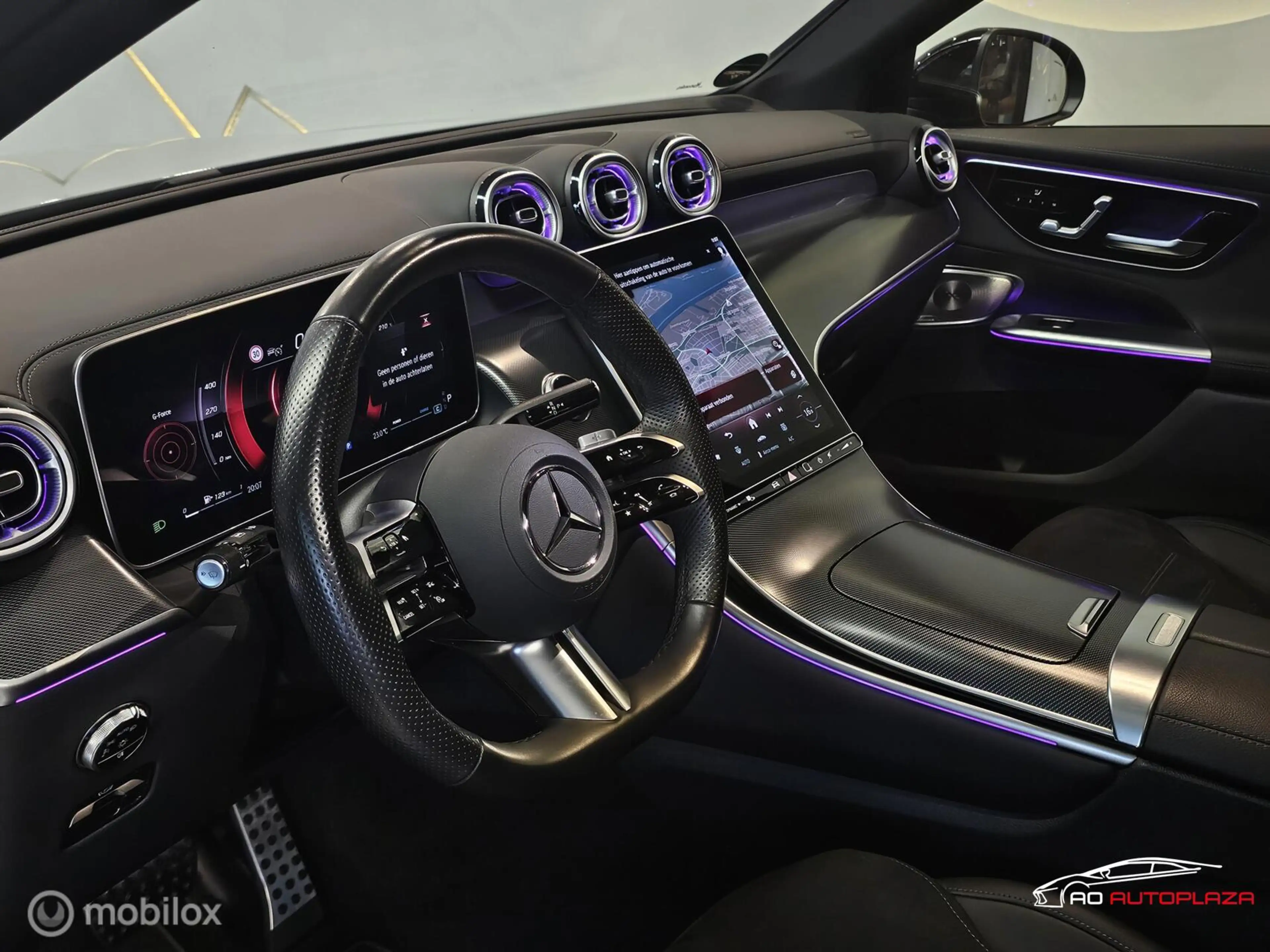 Mercedes-Benz GLC 300 Coupé 4MATIC AMG Line Panorama/Burmester/Memory — photo 3
