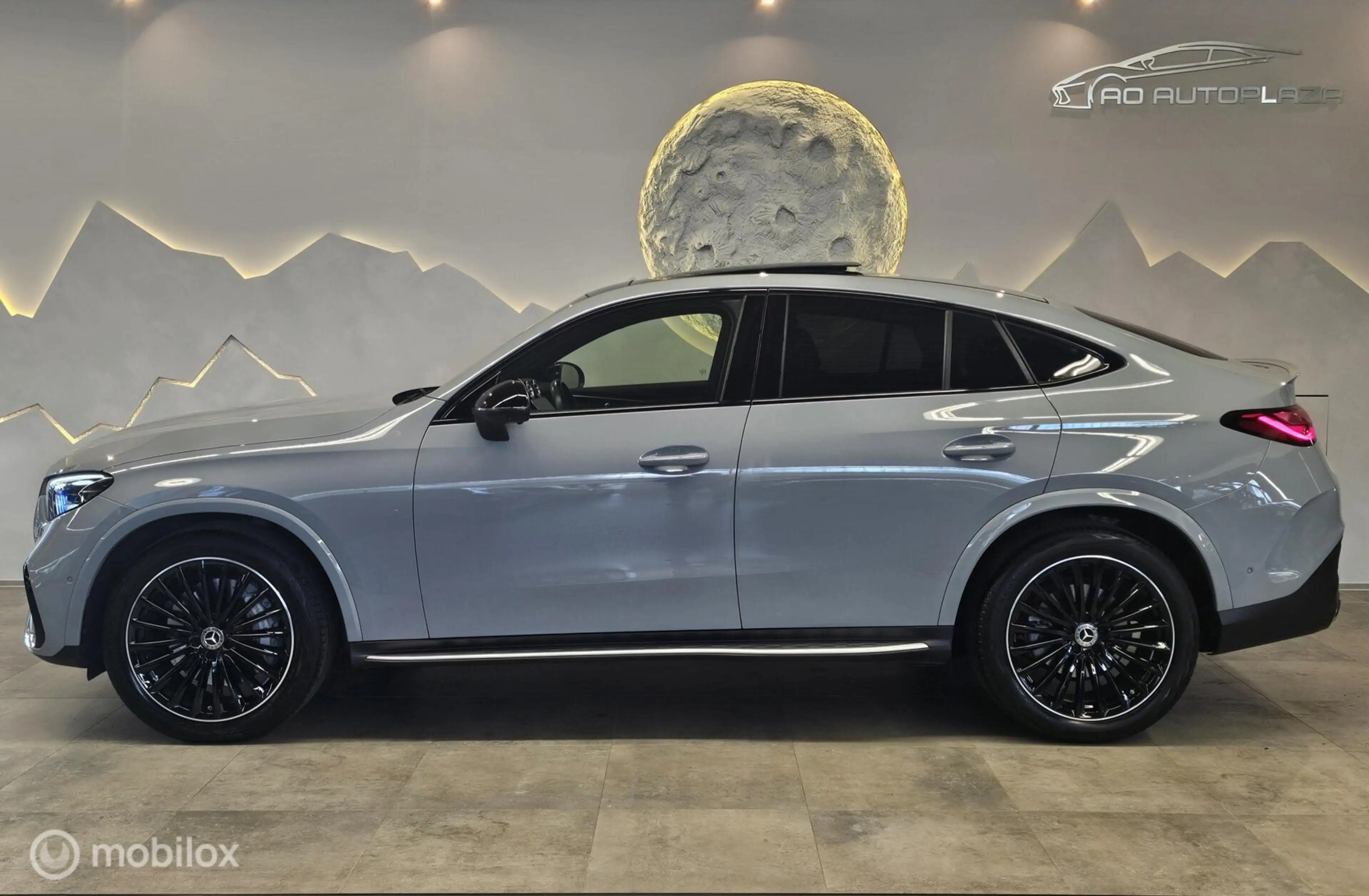 Mercedes-Benz GLC 300 Coupé 4MATIC AMG Line Panorama/Burmester/Memory — photo 9