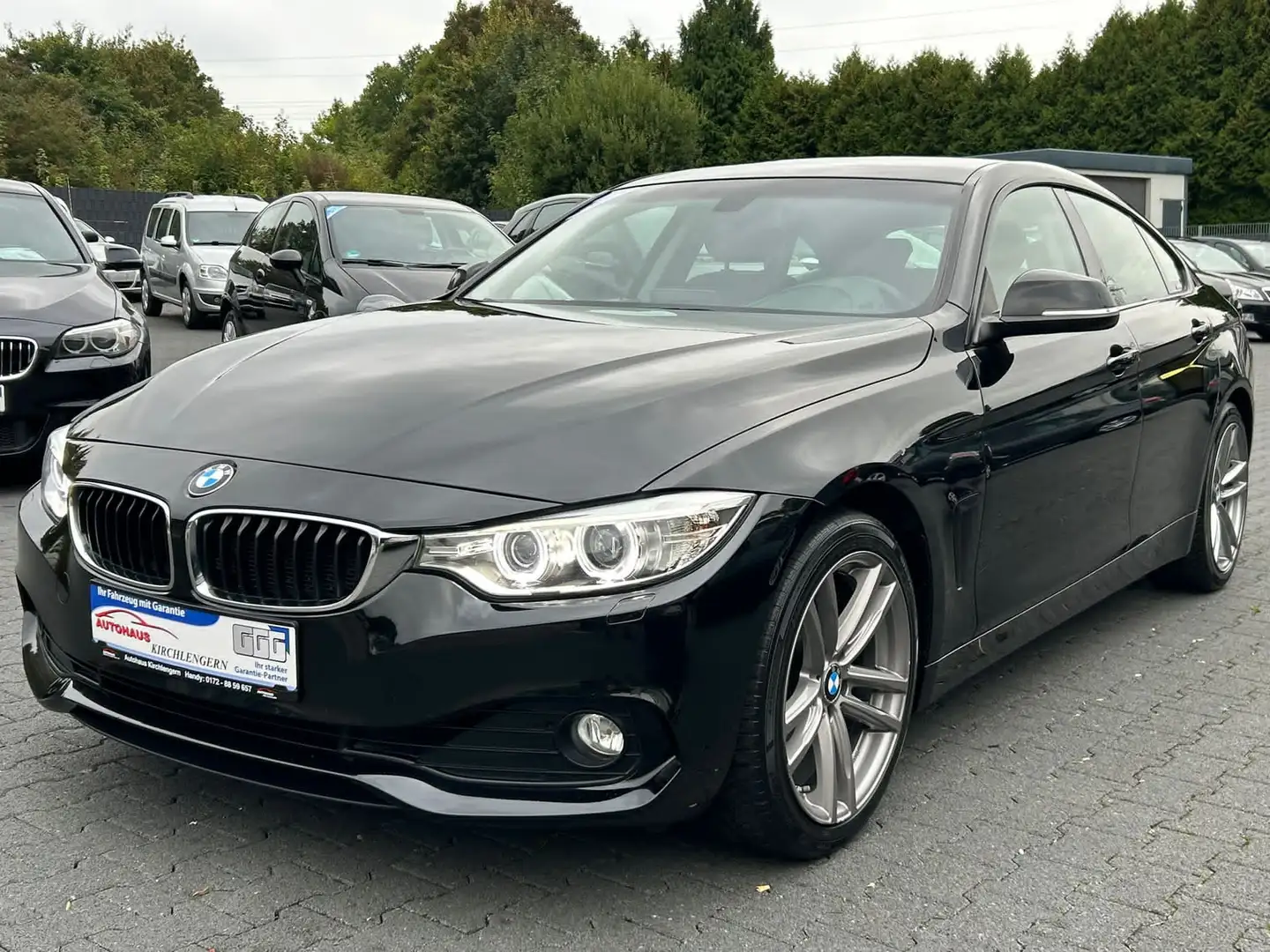 BMW 420 420 i Advantage Euro-6 Scheckh.HU/AU Neu Sehr Gepf Schwarz - 2