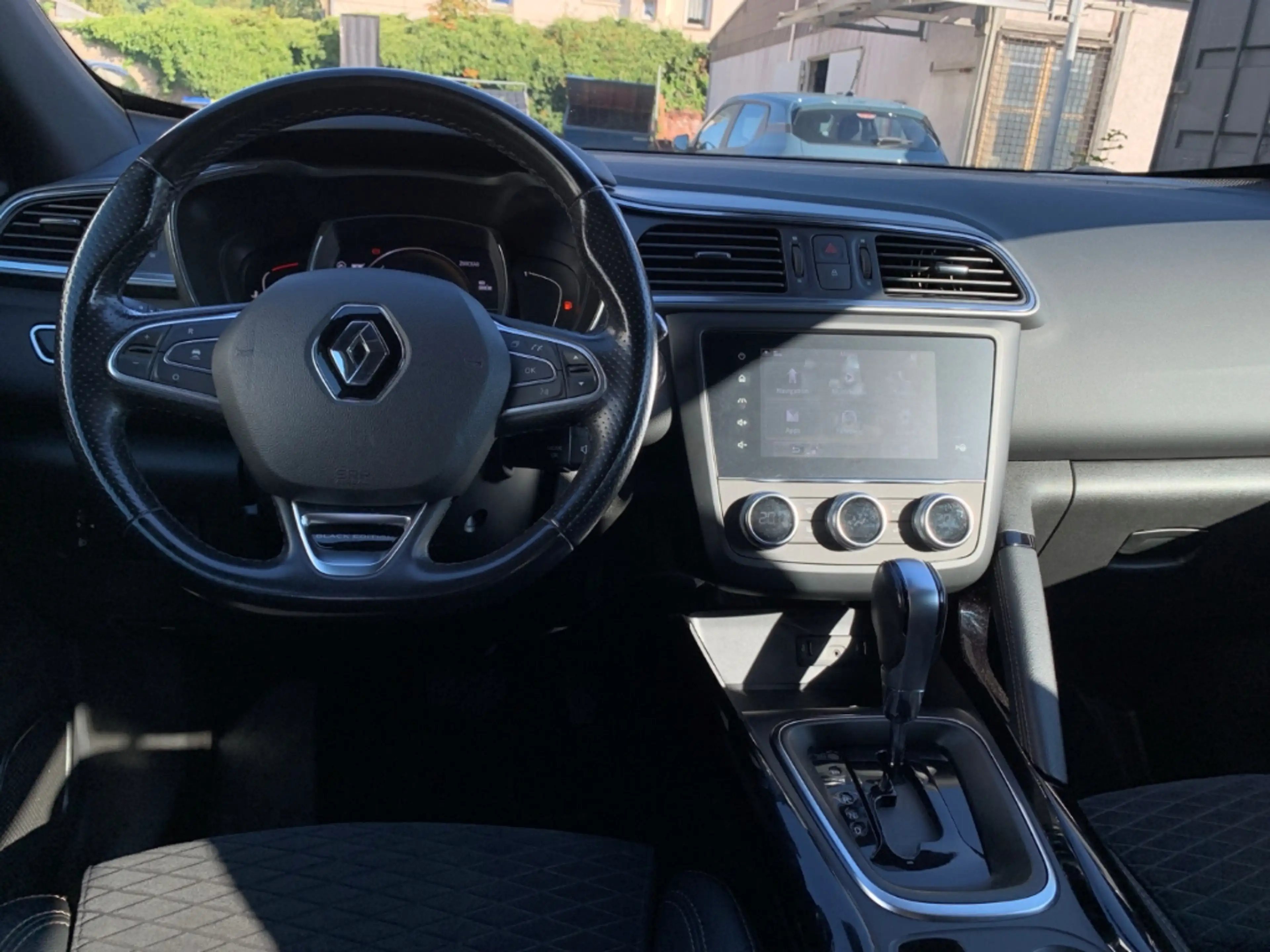 Renault Kadjar BLACK EDITION 1.3 TCe 160 Black Edition NAVI+LED+D — photo 14