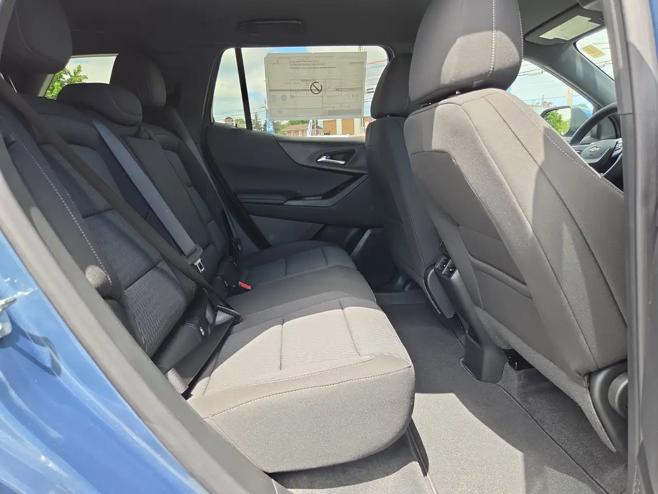 Chevrolet Equinox photo Chevrolet Equinox