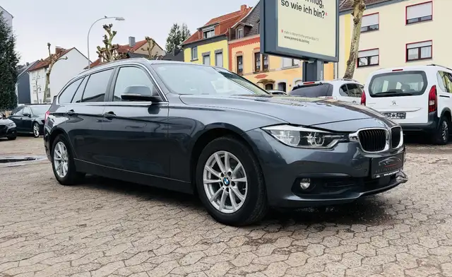 BMW 320 d xDrive Advantage Automatik LED Navi SHZ PDC