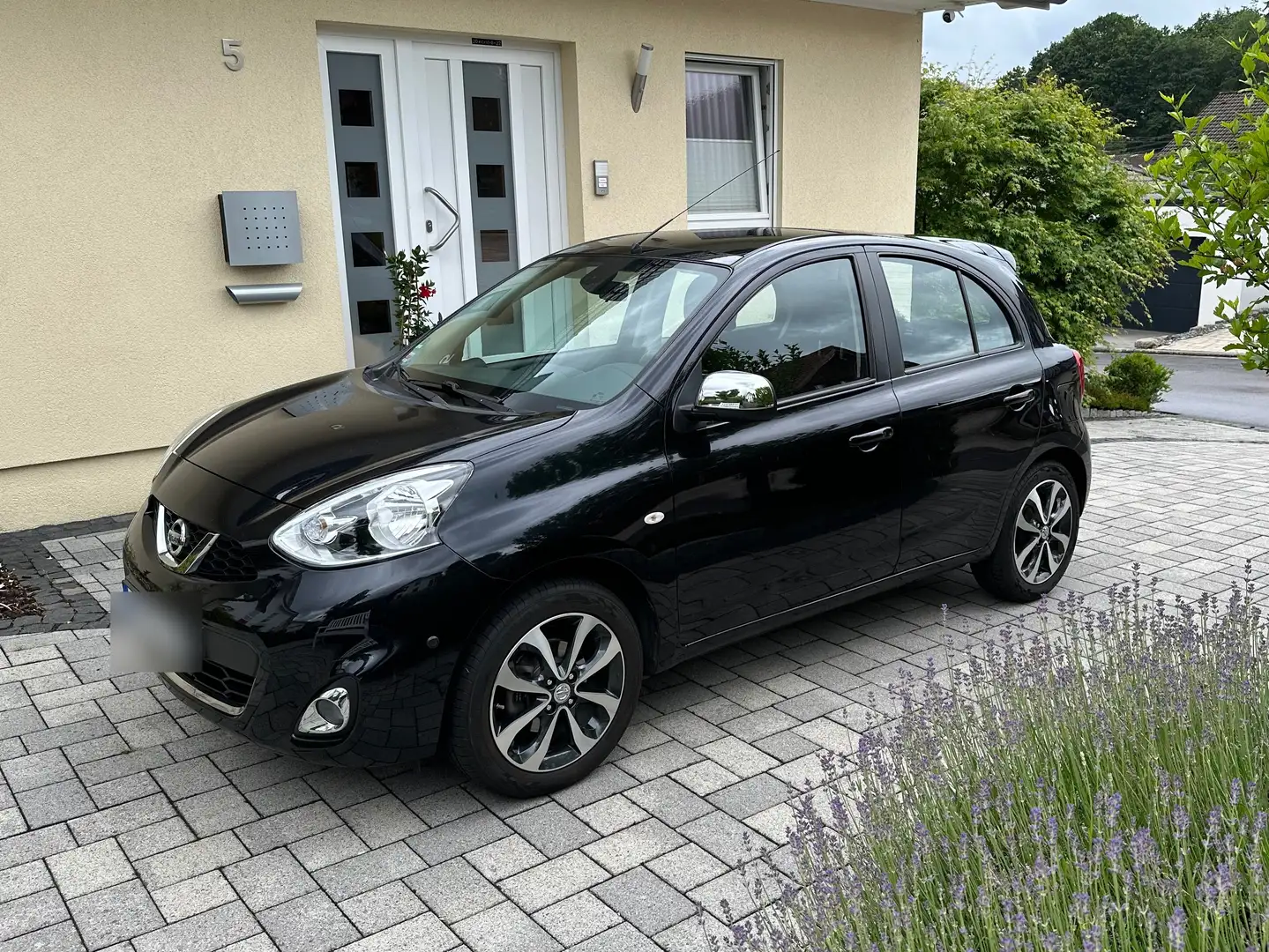 Nissan Micra Micra 1.2 Tekna, 80 PS, gute Ausstattung Schwarz - 1