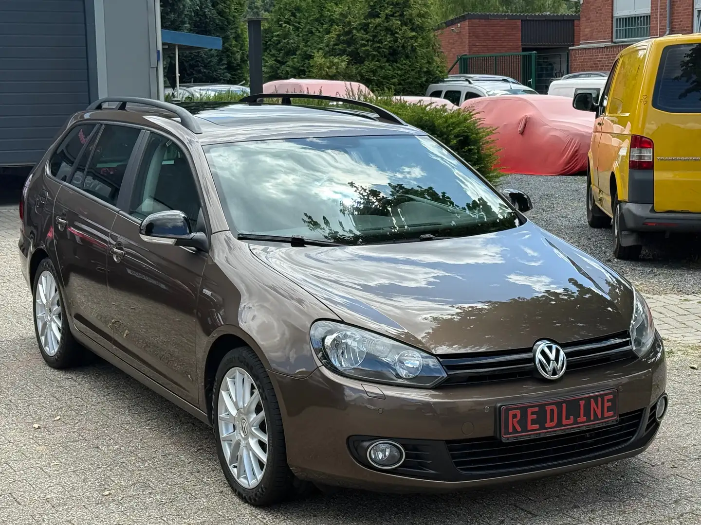 Volkswagen Golf Variant Match Braun - 2