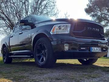 RAM 1500 Crew Cab Laramie