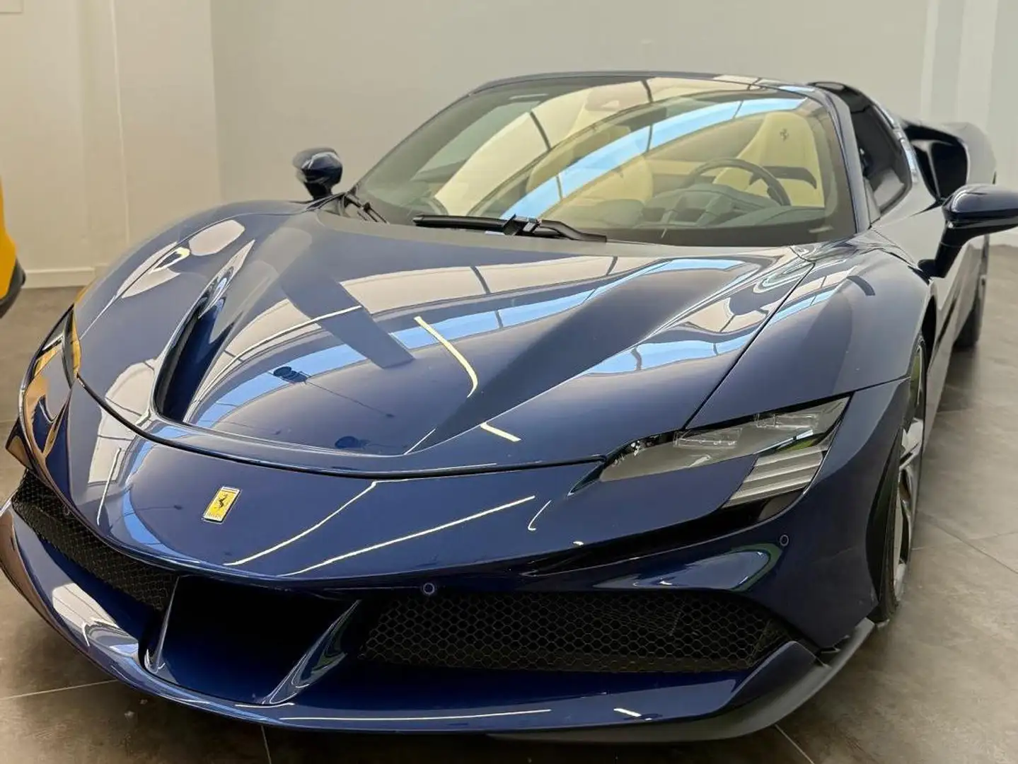 Ferrari SF90 Spider SF90 Spider 4.0 Blu/Azzurro - 1