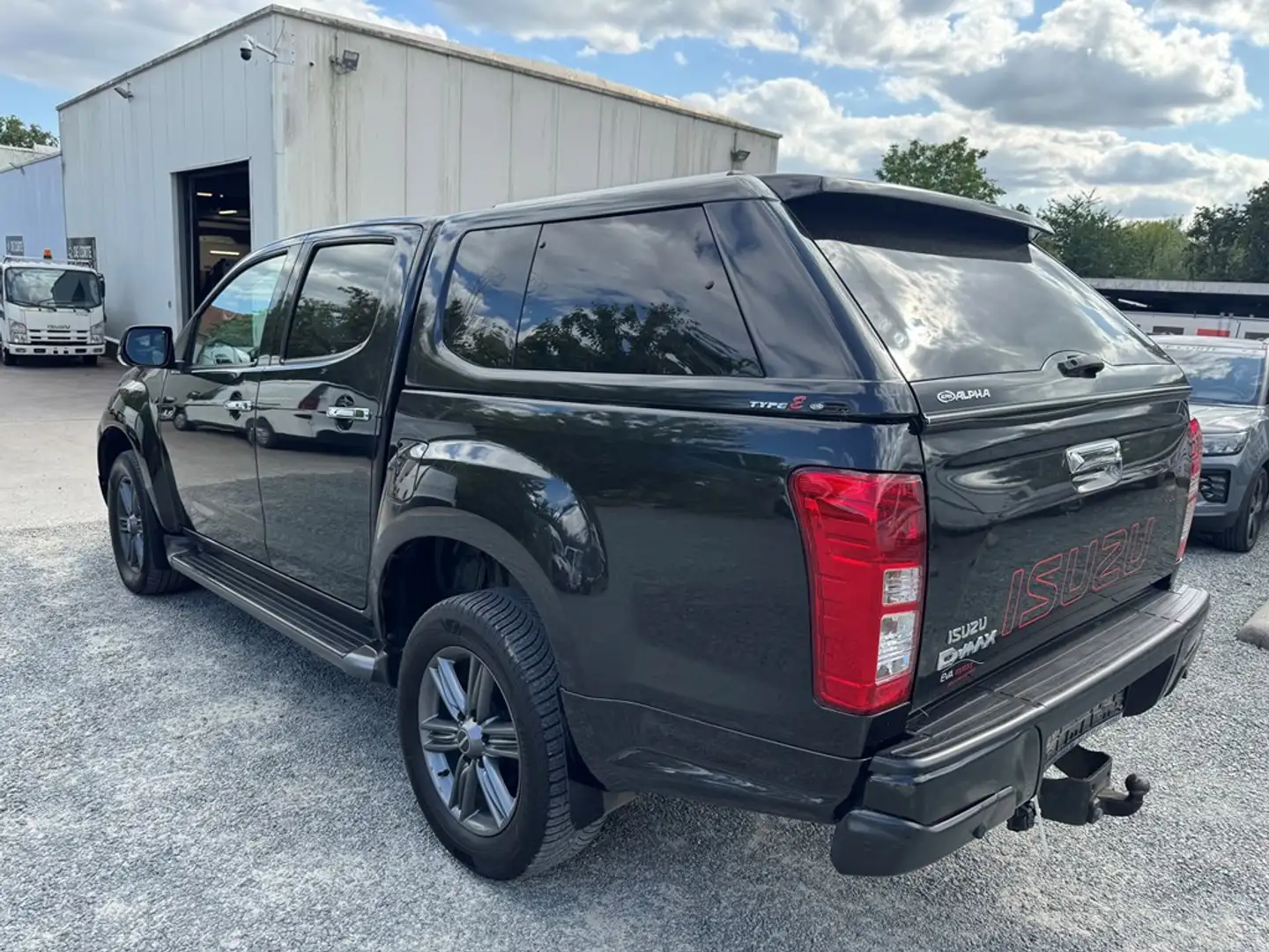 Isuzu D-Max DC Life Hardtop Alpha E-type 4X4 AUT Noir - 1