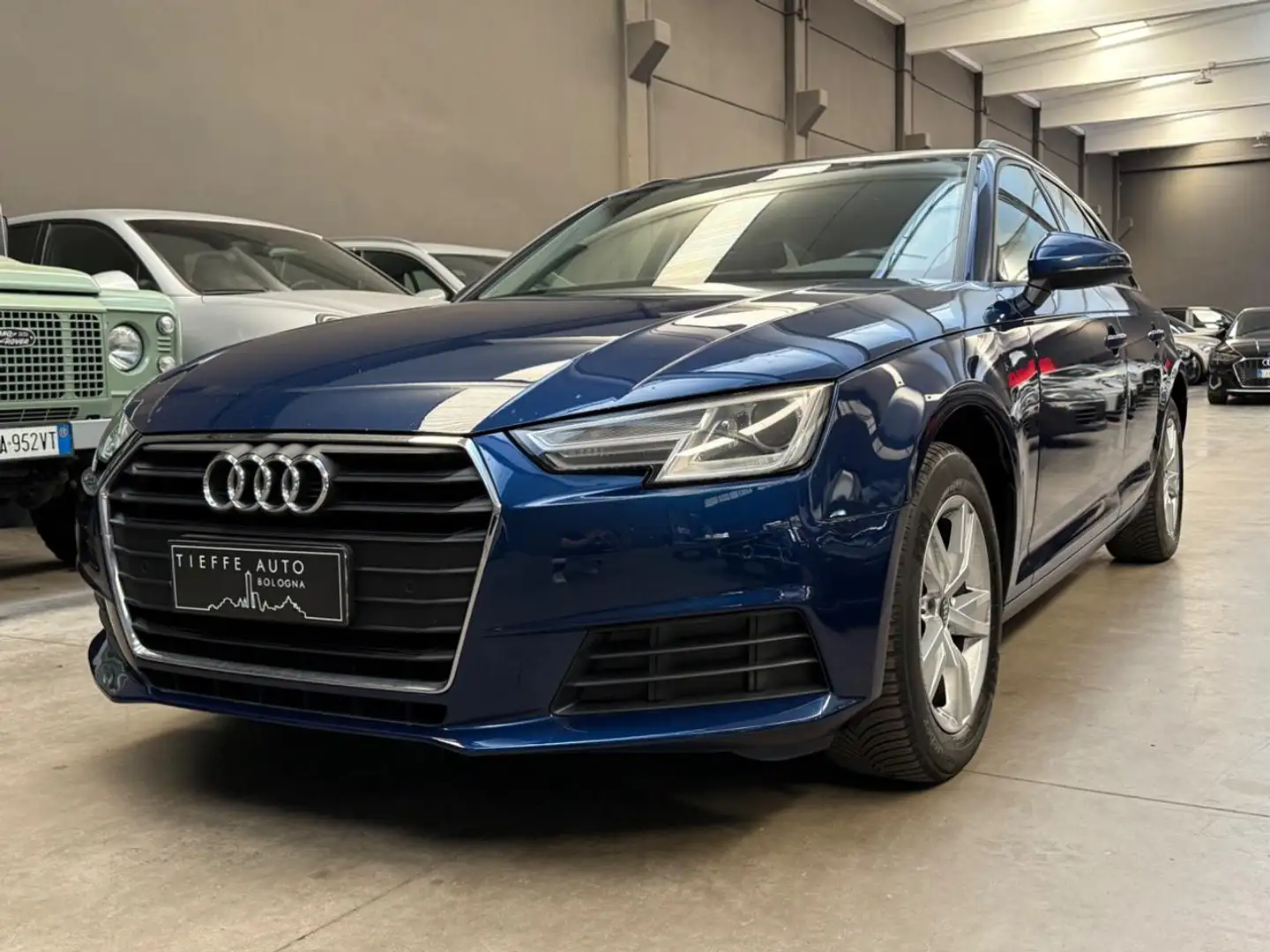 Audi A4 Avant 2.0 TDI 150 CV S tronic Business Blu/Azzurro - 1