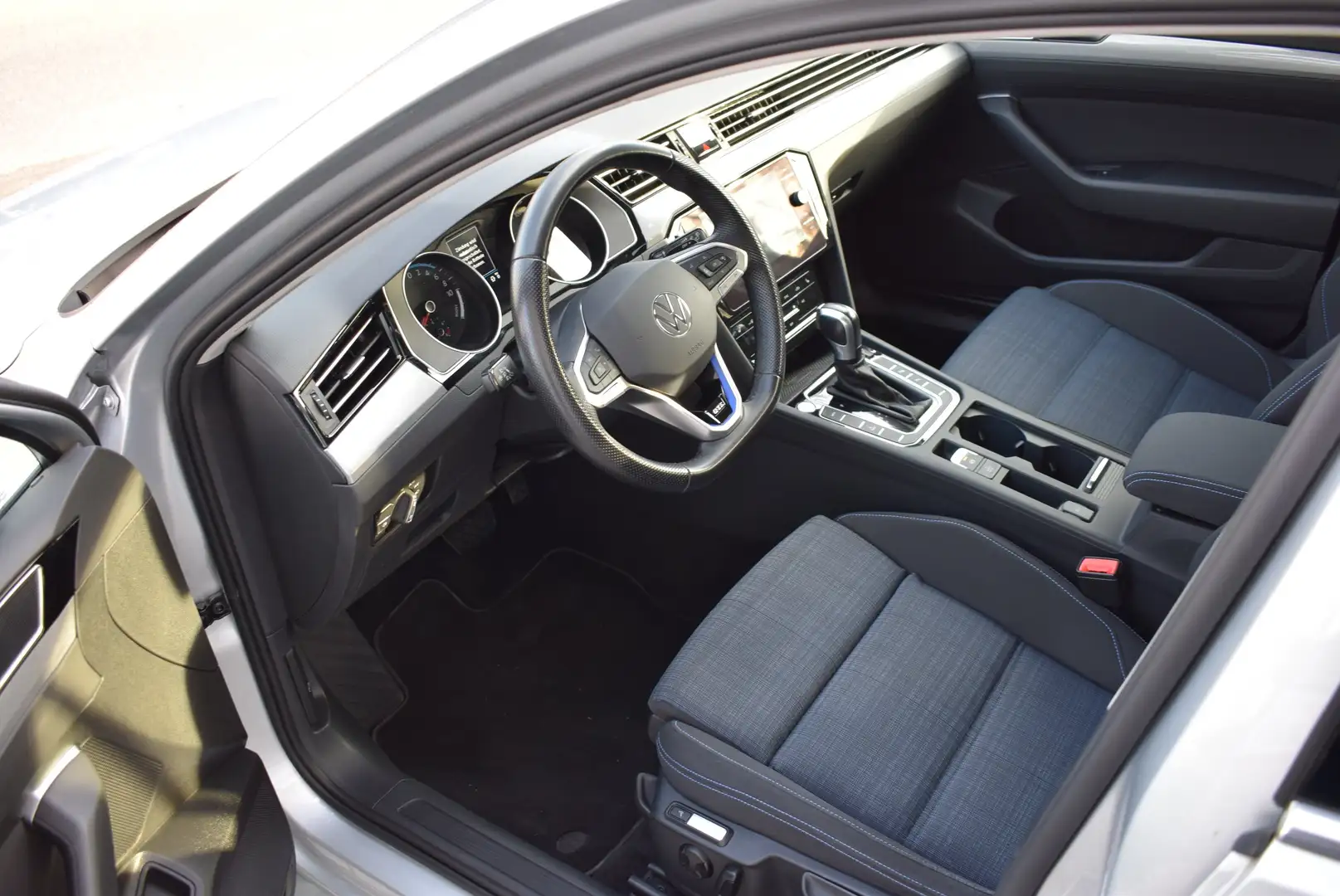 Volkswagen Passat Variant 1.4 TSI E-Hybrid GTE/ACC/Navi/LED/Kamera/ Grau - 2