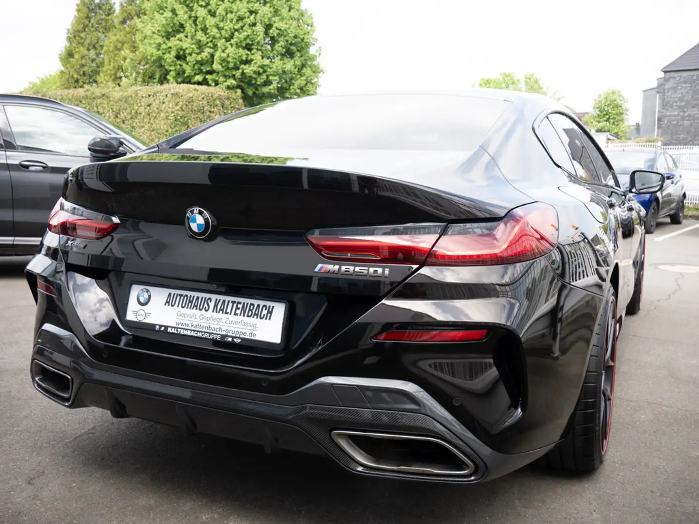 BMW M850 i Gran Coupe xDrive PANO HUD 360° B&W Braun - 2